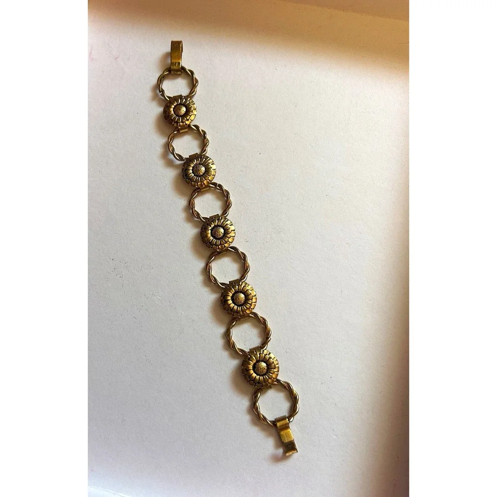 Gold Tone Charm Chain, Cable Link Round Medallion Accents, No Stone